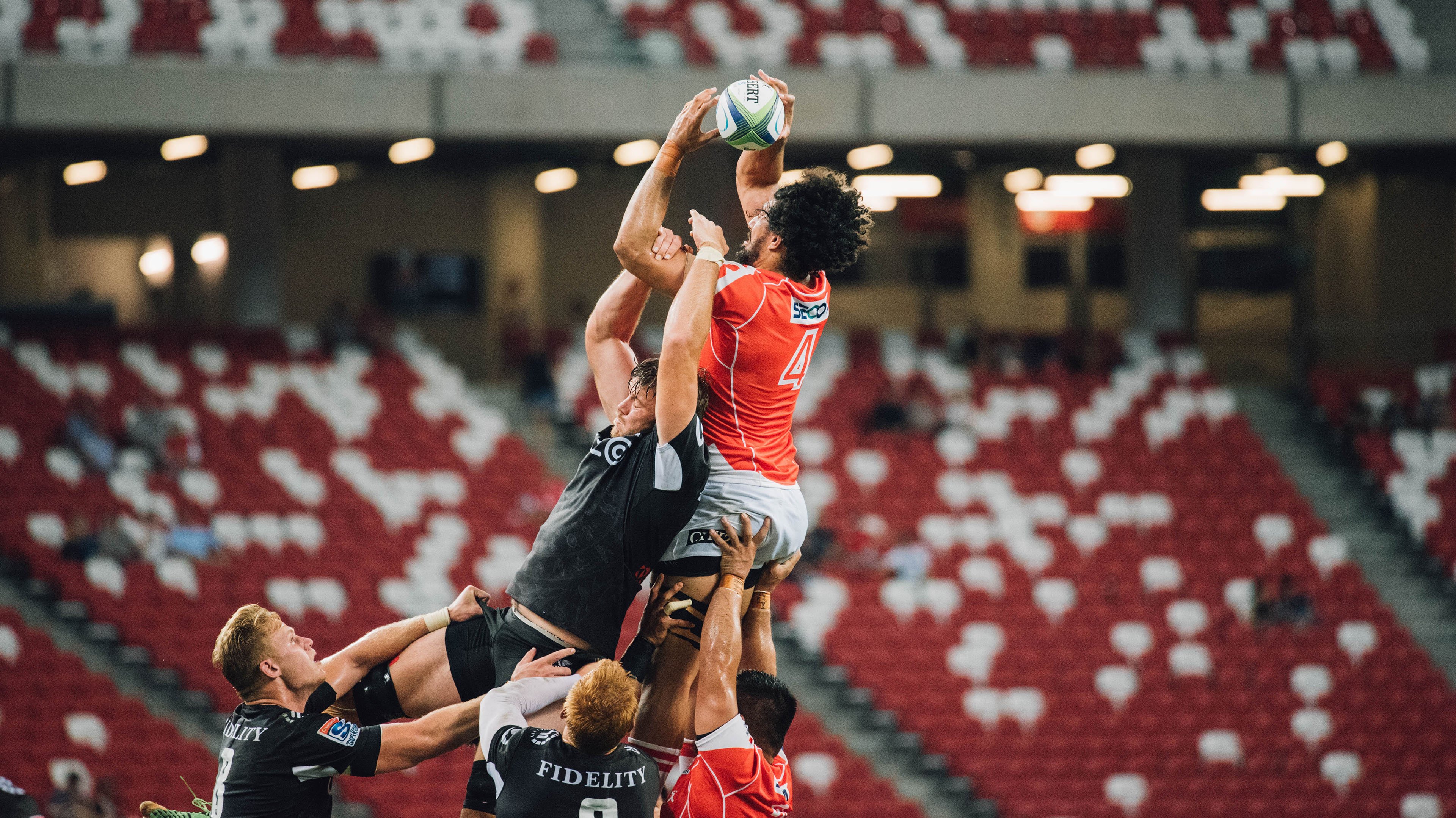 强队对决势均力敌，亚冠比赛引爆火药桶